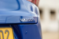 לקסוס UX300e – עוד גרסה