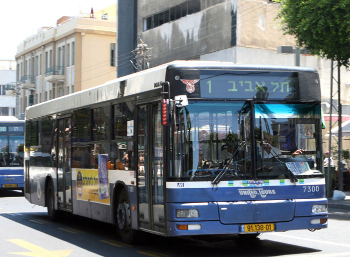Фирма автобус 1. Автобусные компании Израиля. Израильские автобусы. Общественный транспорт Израиля. Автобусы в Израиле городские.