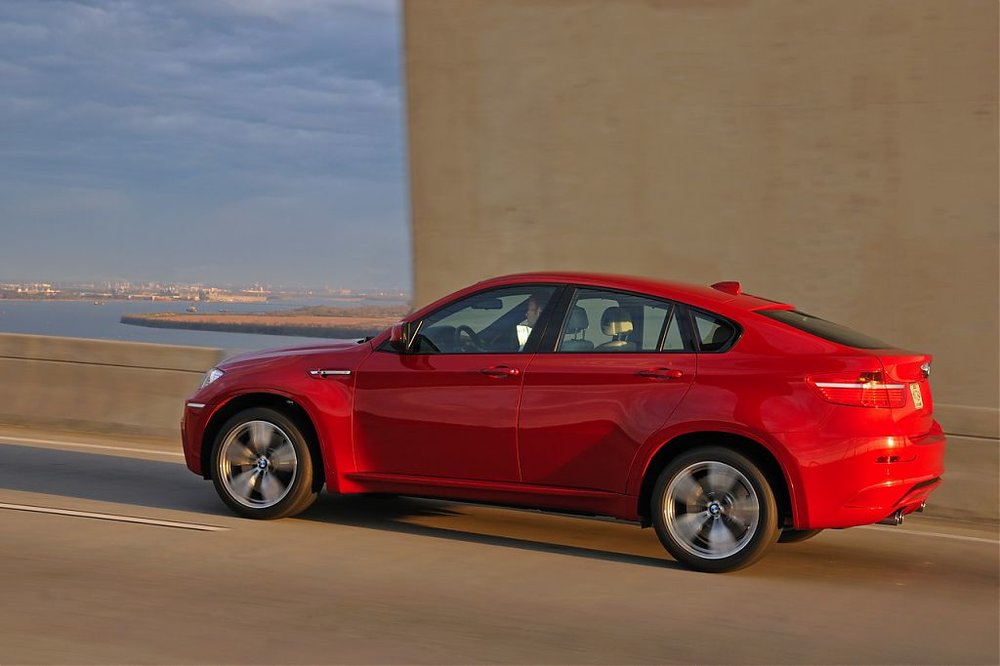 016_bmwx6mx5m.jpg