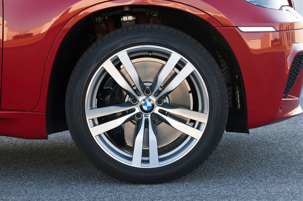 024_bmwx6mx5m.jpg
