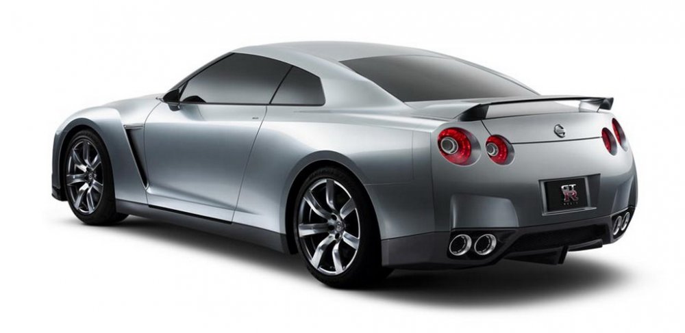 0511_nissan_gtr_01_900.jpg