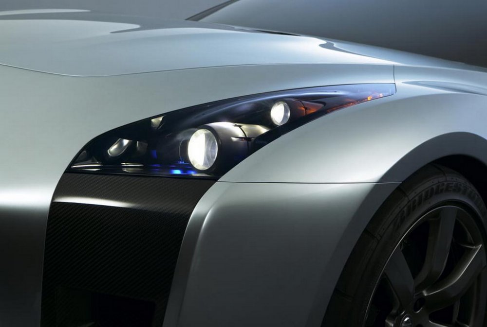 0511_nissan_gtr_04_900.jpg