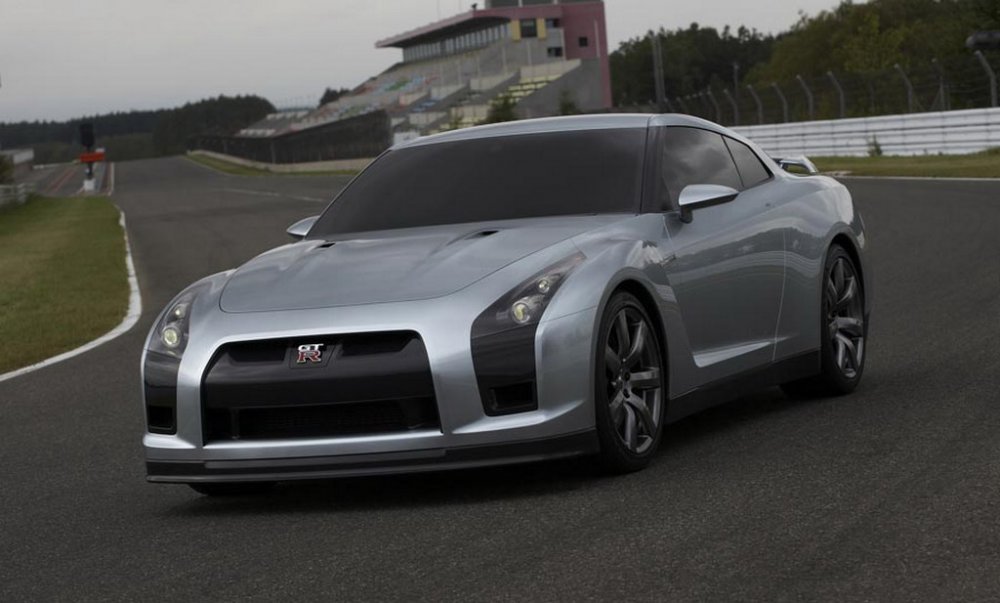 0511_nissan_gtr_05_900.jpg