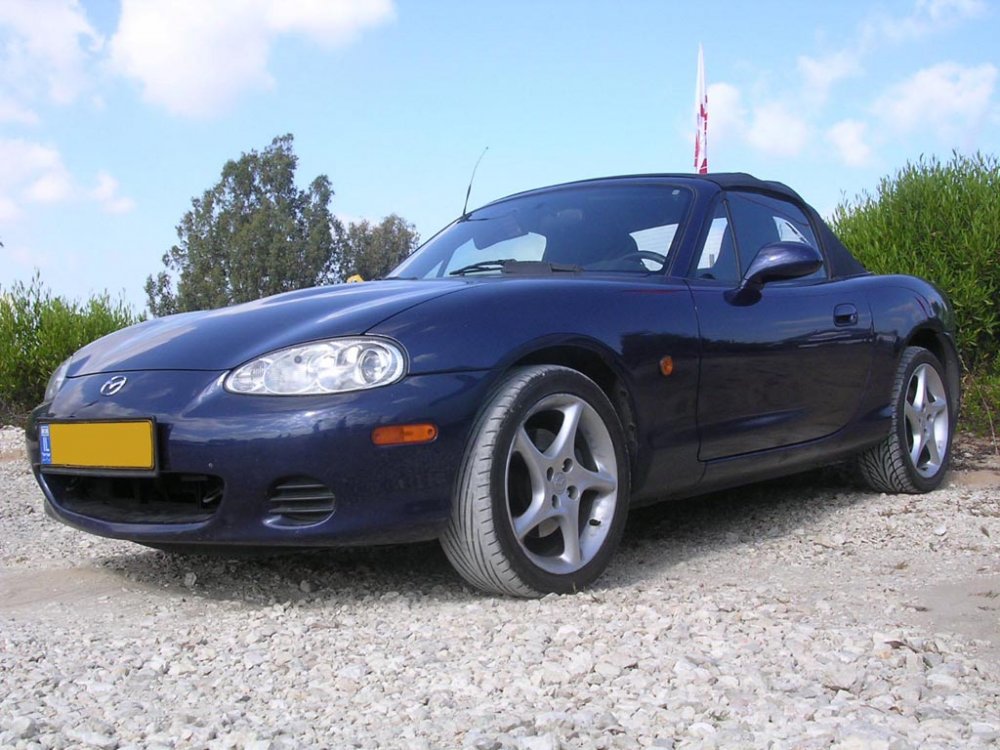 Mazda 1-1.jpg