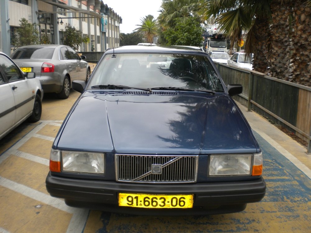 Volvo (3).JPG