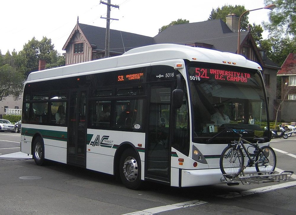 1024px-AC_Transit_route_52l.jpg