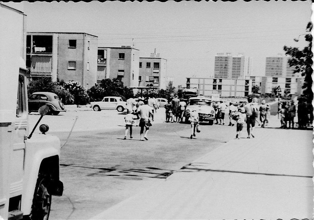 D-400 MoD Ramat Aviv 1967.jpg