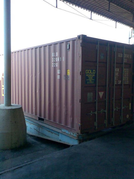 Container Cerrado lado.JPG