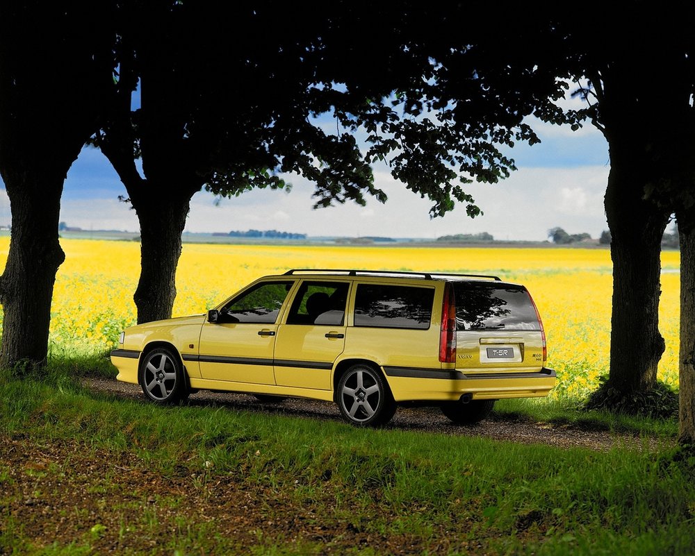 125904_Volvo_850_T5_R.jpg