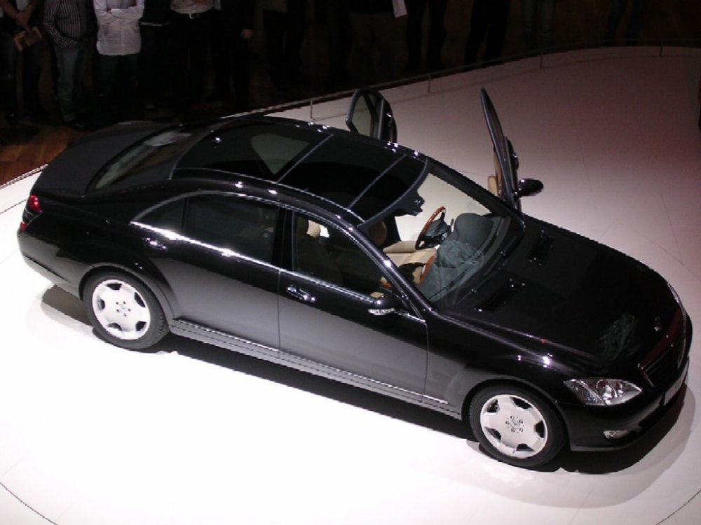 iaa 208.JPG 1.jpg