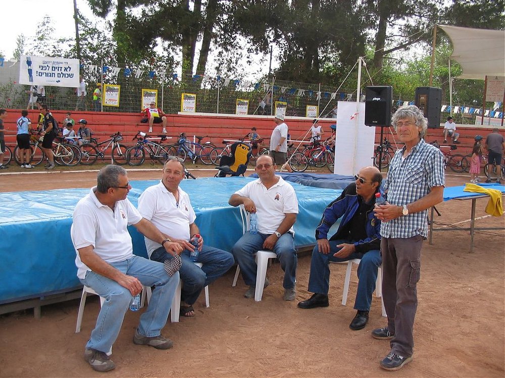 תחרות אופניים רמת השרון 16.5.09 004.jpg
