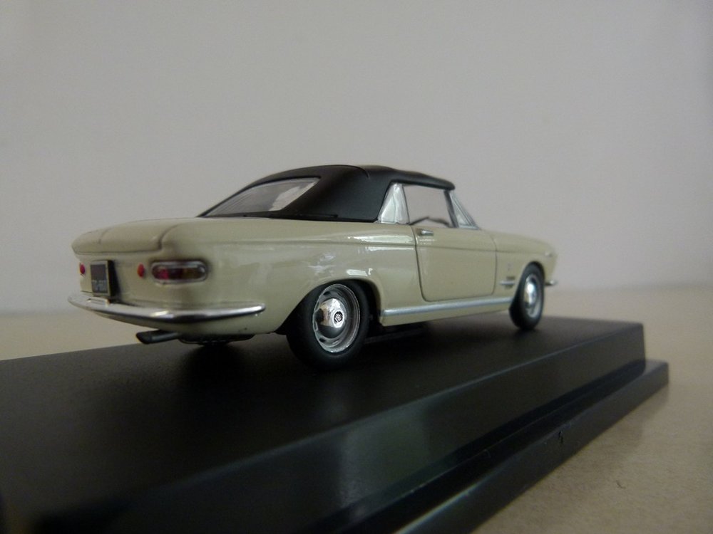 P1000808 (Copy).JPG