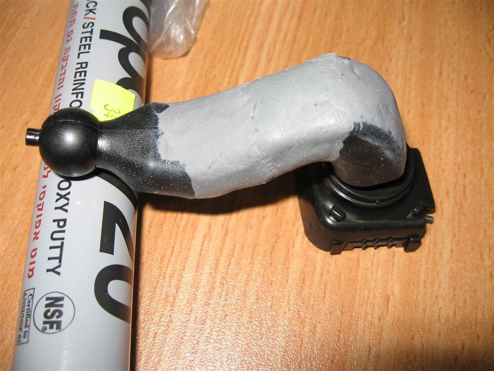 MRR 010 (Large).jpg
