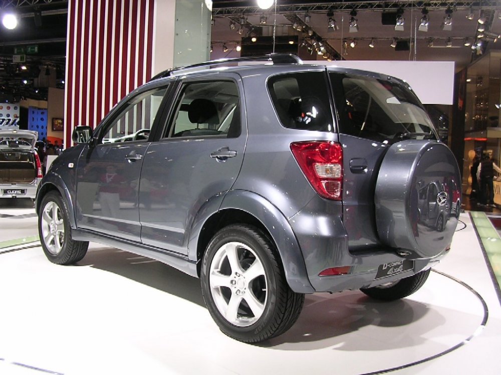 iaa 140.JPG 1.jpg