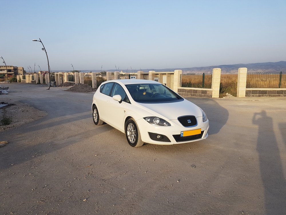 סיאט לאון.jpg