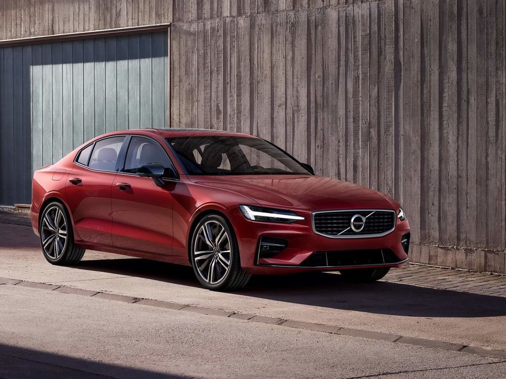 MAIN-וולוו-S60-2019.jpg