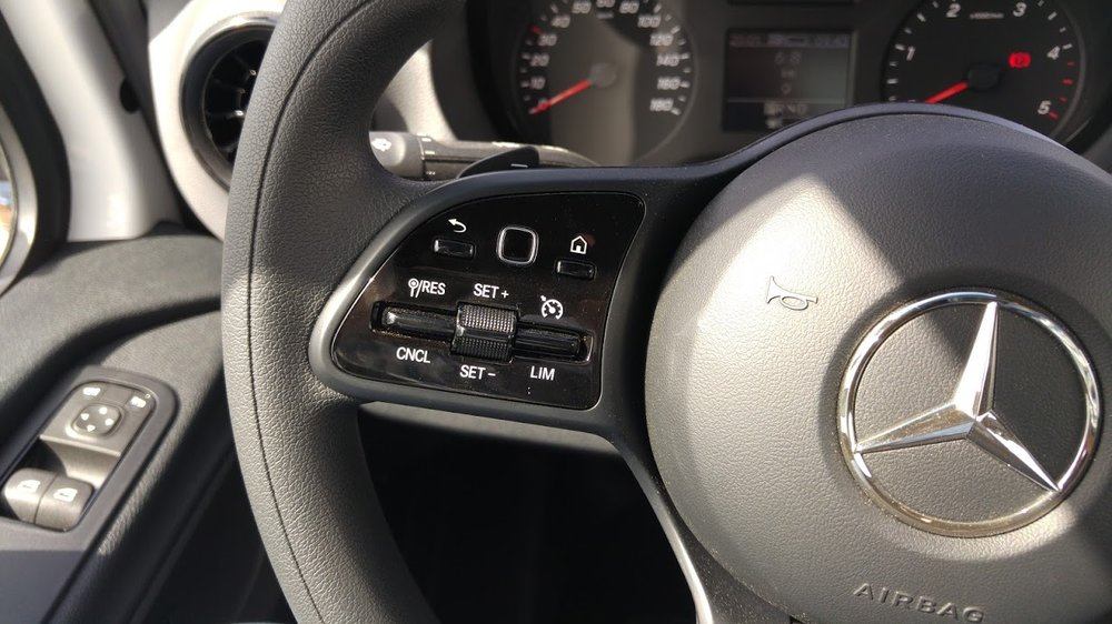 Steering wheel touchpad left.jpg