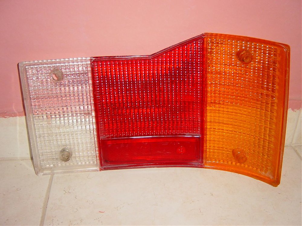 Autobianchi A112 left tail light 4.jpg