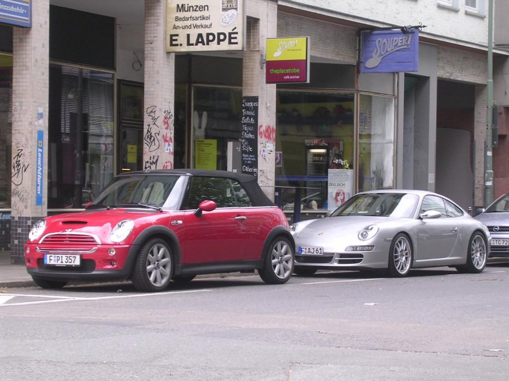 mini & porsche 3.jpg