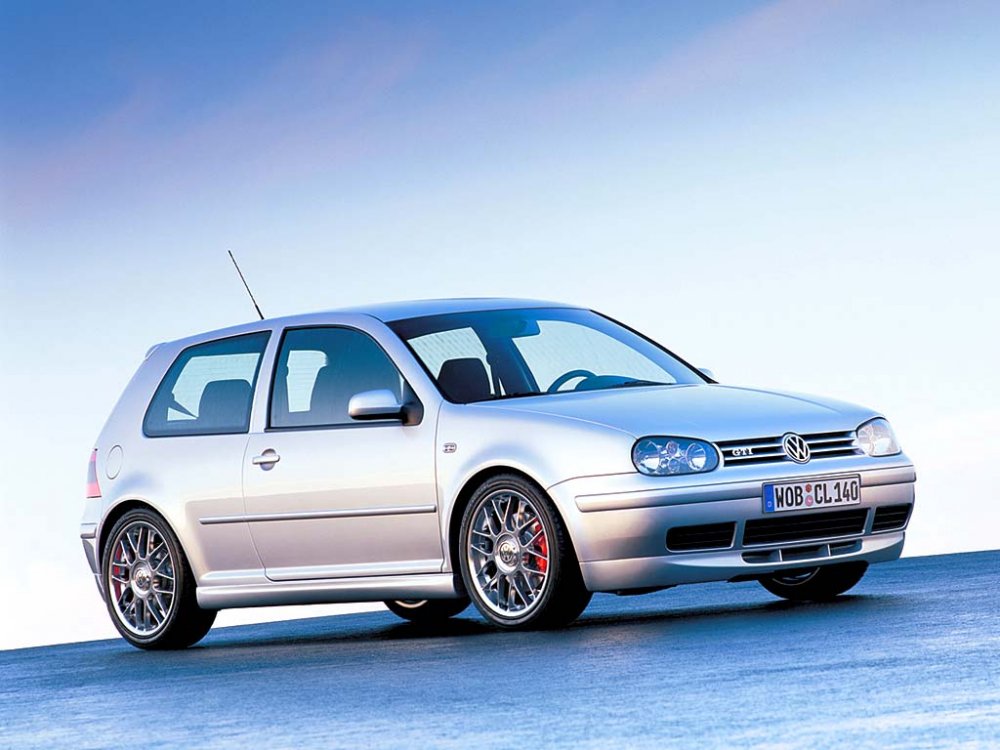 GOLF GTi  25שנה.jpg