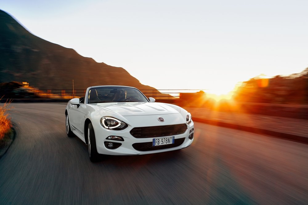 160301_Fiat_124_Spider_21.jpg