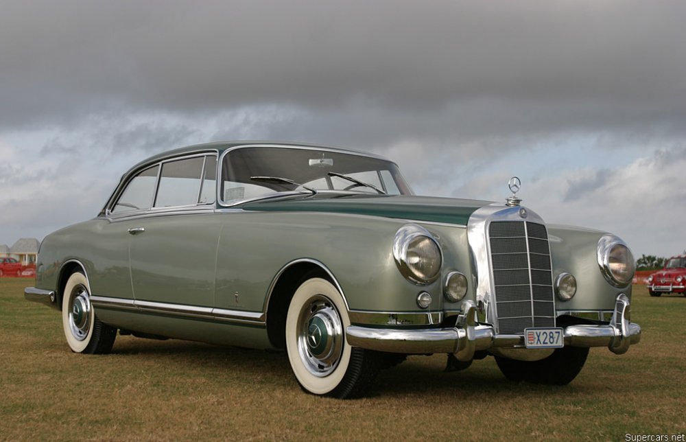 1955 Mercedes - Benz 300B Pininfarina Coupe.jpg