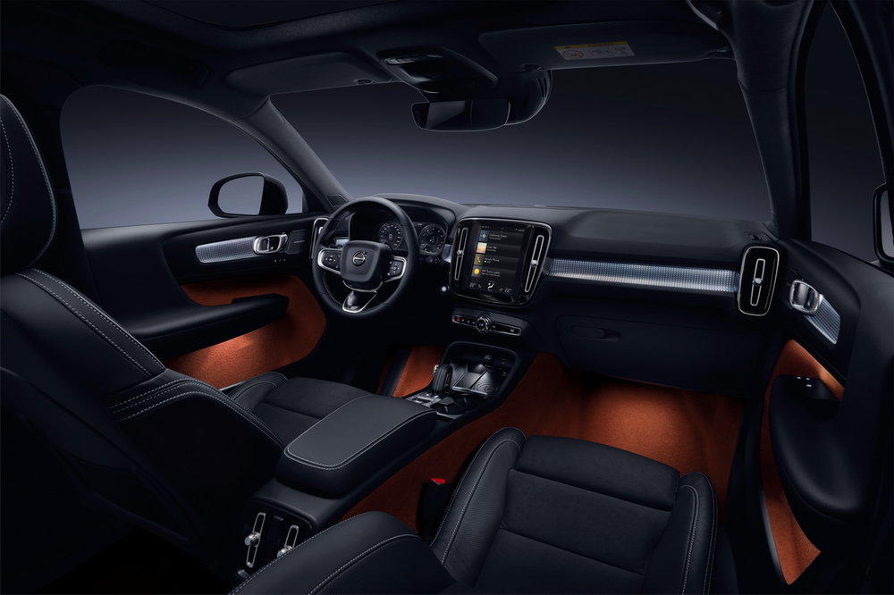 וולוו-XC40-5.jpg