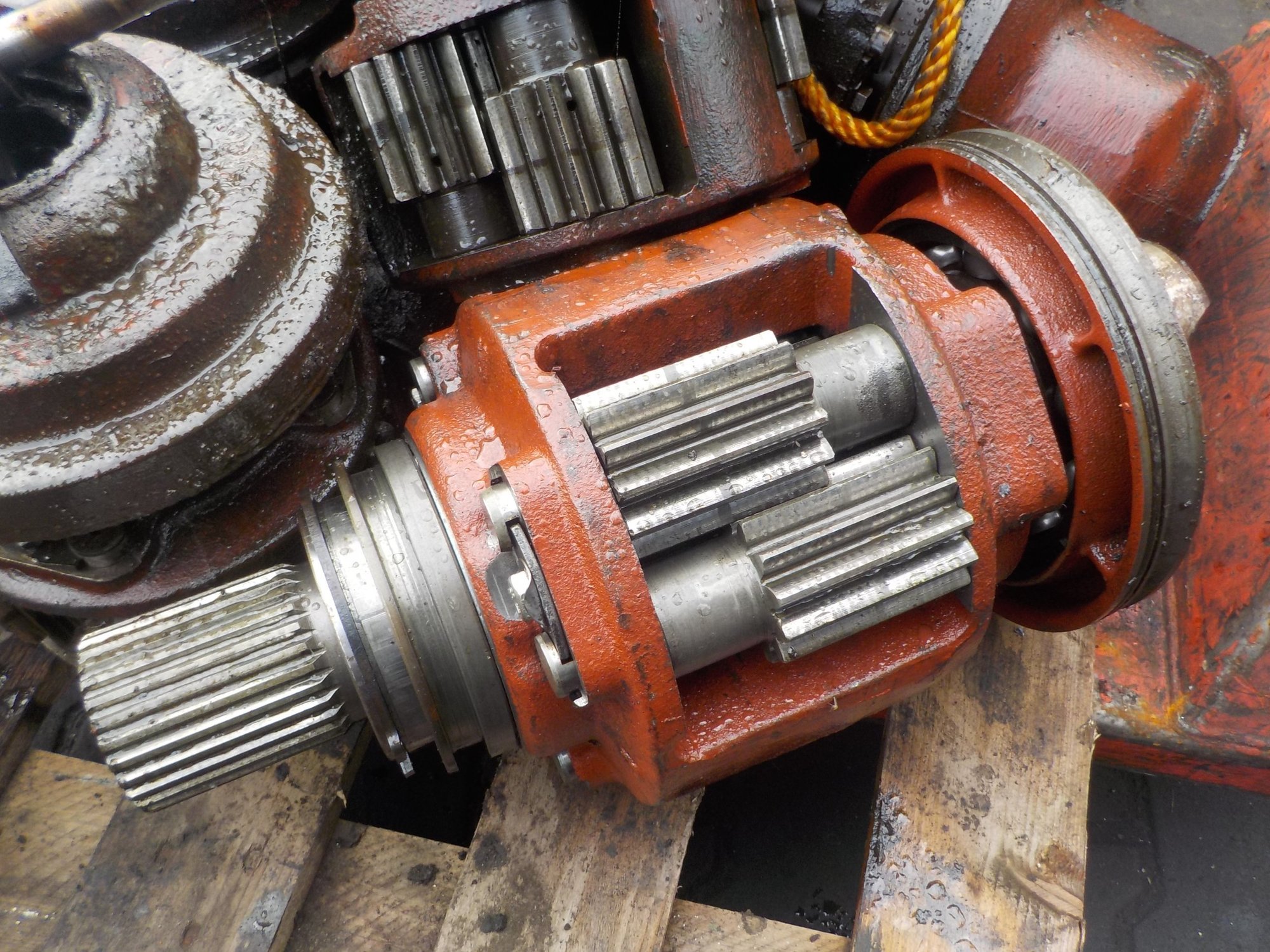 1663654881_Tatradifferential.thumb.jpg.b2535d5e565463d51a20ac8f67d146de.jpg