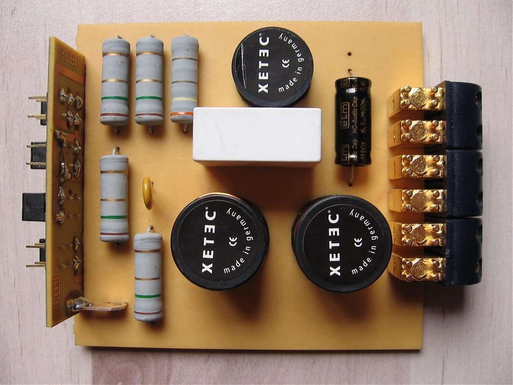 AMP 002.jpg