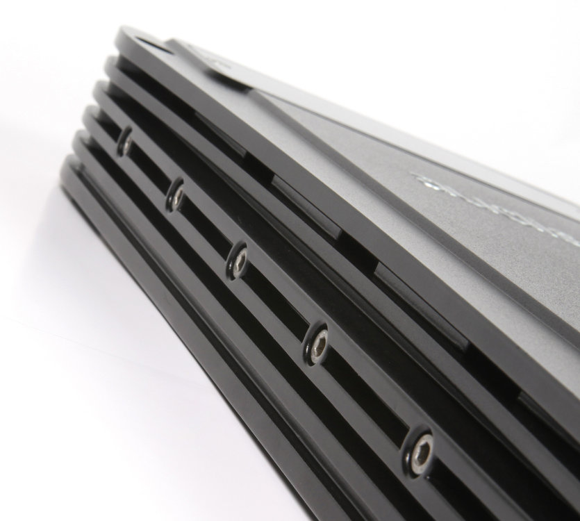 Audison_AV_vented holes.jpg