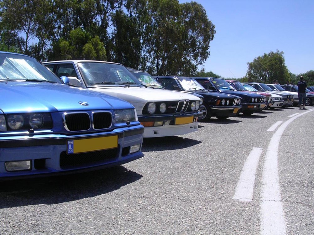 Bmw's 2-2.jpg