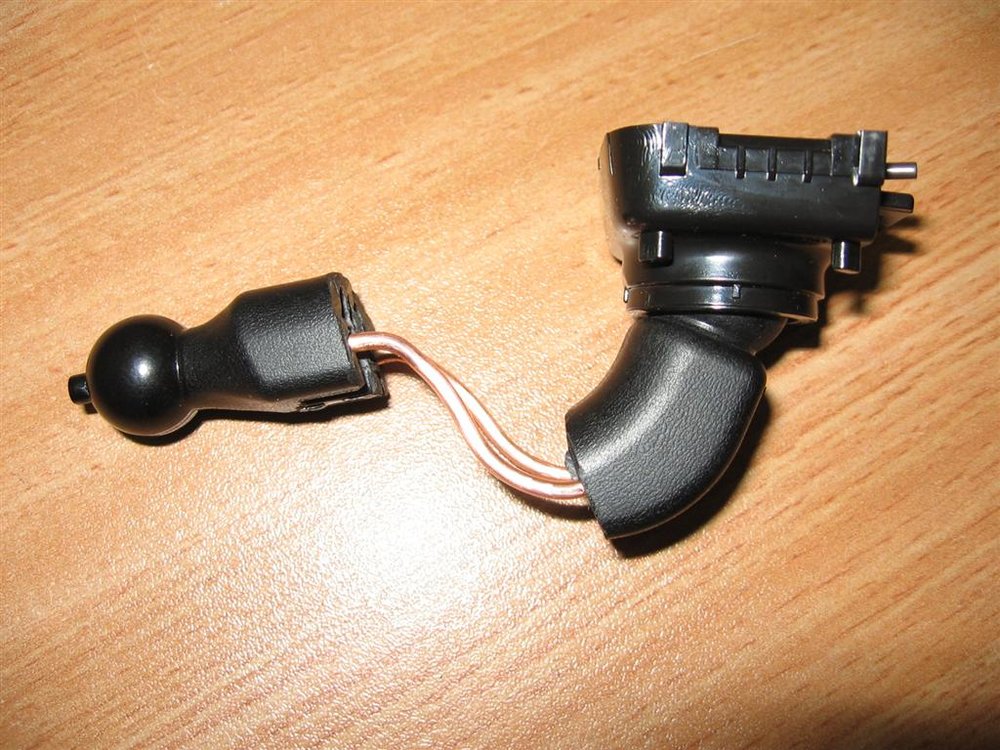 MRR 008 (Large).jpg