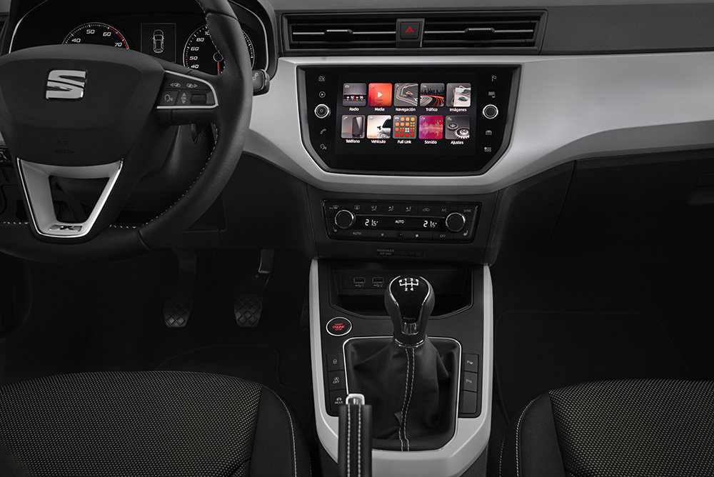 SEAT Arona 105L.jpg