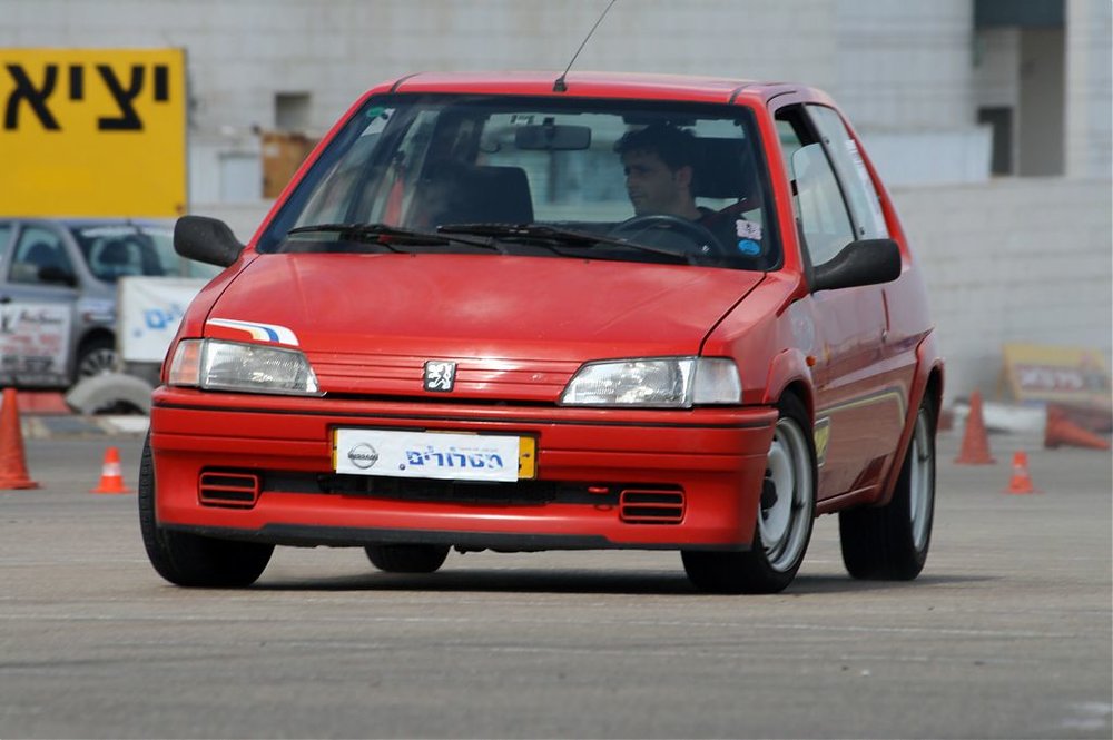 106R 2.jpg