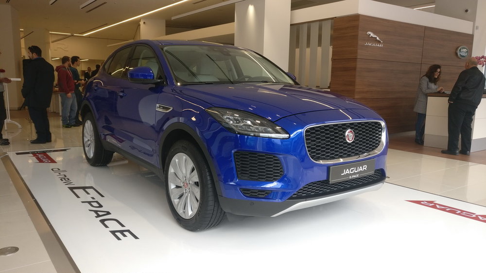 יגואר-E-Pace-1.jpg