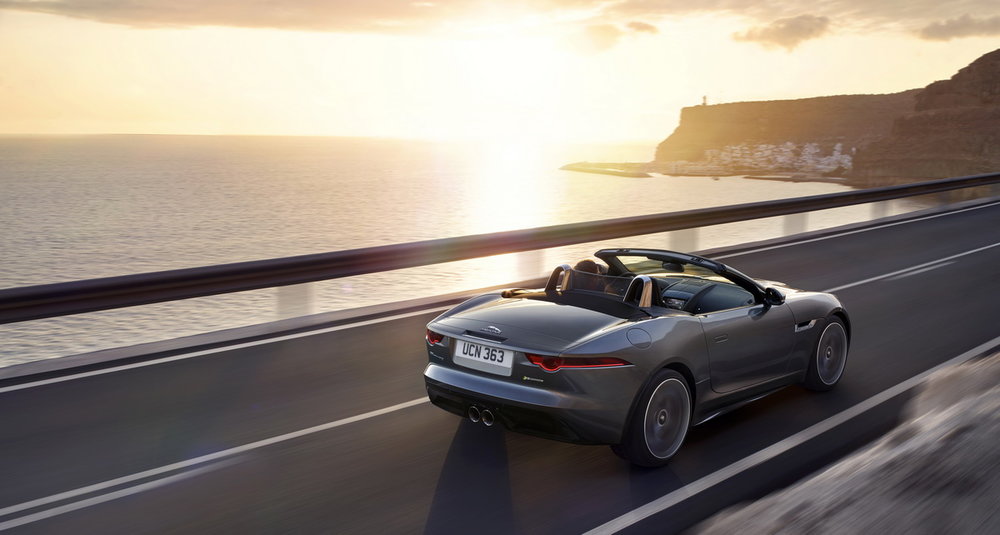 יגואר-F-Type-R-4.jpg