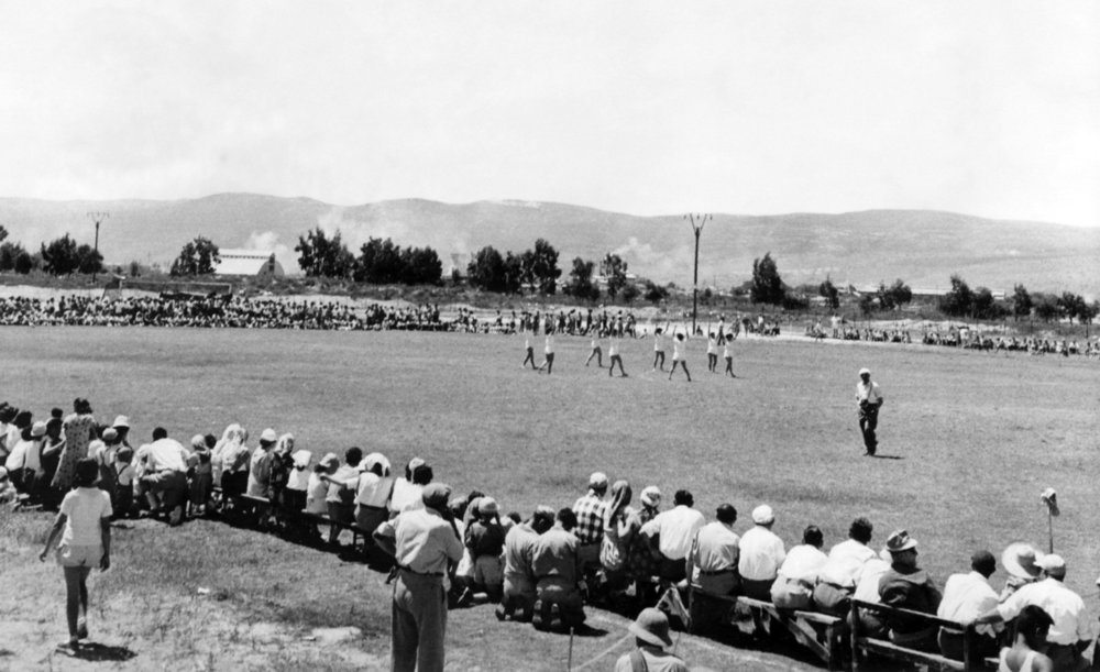 1954.jpg
