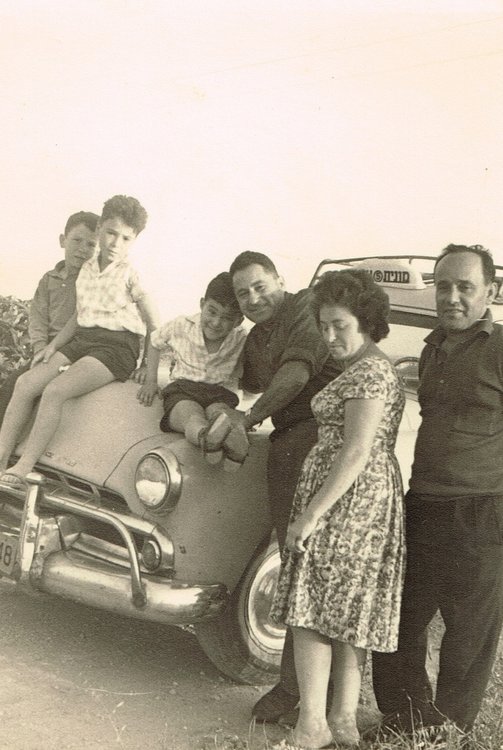 1964-03.jpg