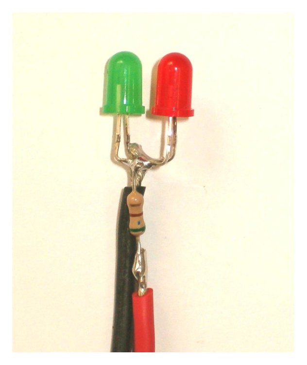 הלחמת לדים (Custom).jpg