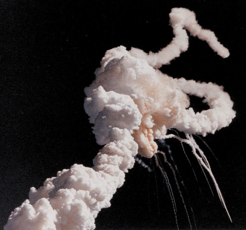 1Challenger_explosion.jpg