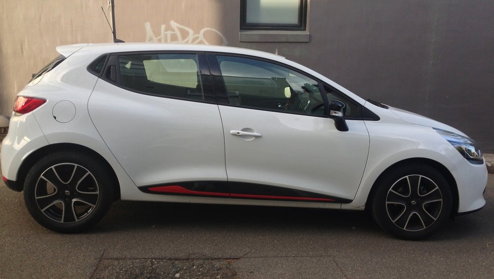 2014-Renault-Clio-28.jpg