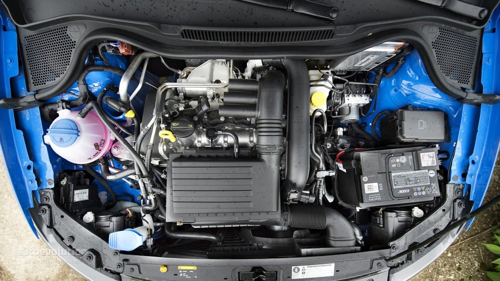 2014-volkswagen-polo-12-tsi-first-drive_7.jpg