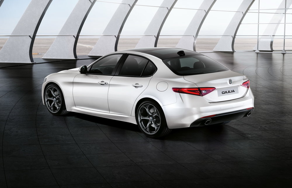 2016-AlfaRomeoGiulia-06.jpg