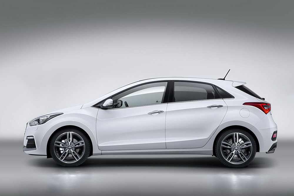 2016_hyundai_i30_release_date.jpg