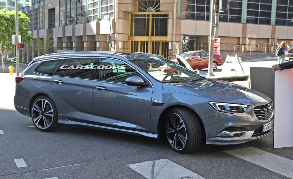 2017-Opel-Insignia-ST-1.jpg