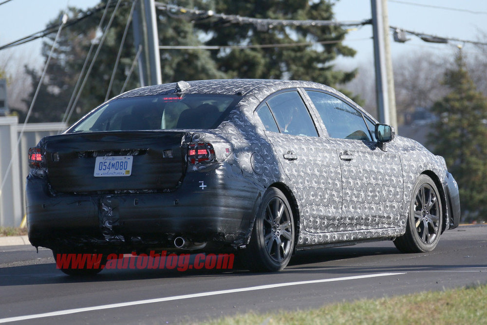 2017-subaru-impreza-spy-shots-011-1.jpg
