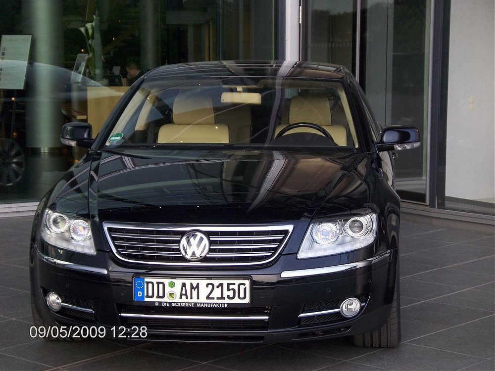 volkswagen phaeton2.jpg