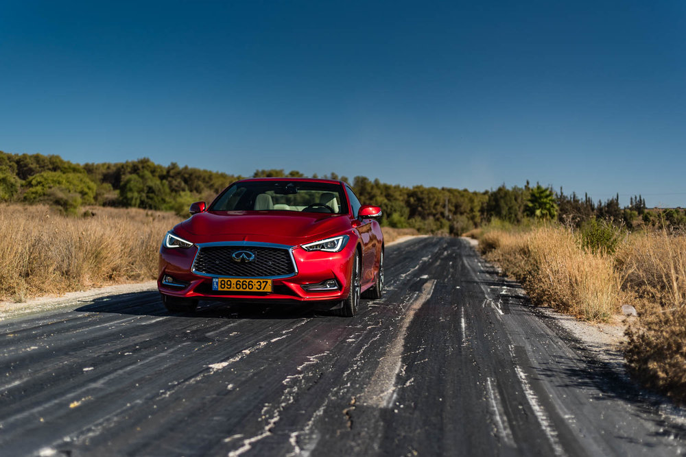 אינפיניטי-Q60-01.jpg