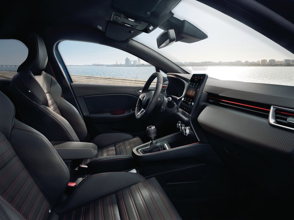 21221429_2019_-_New_Renault_CLIO.jpg