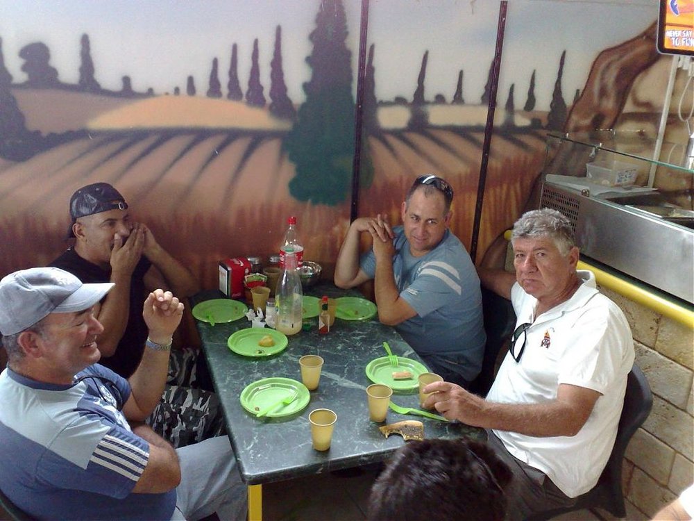 280520102177.jpg